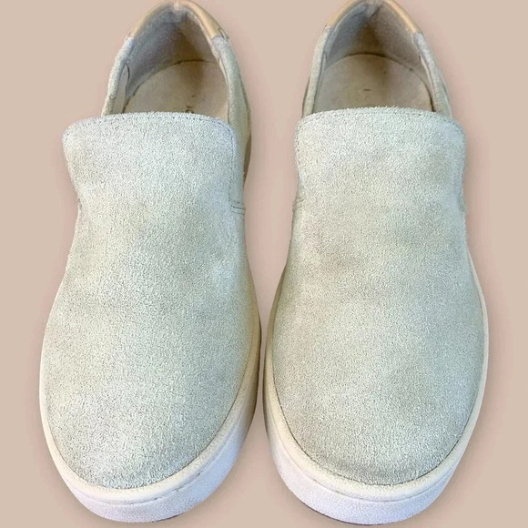 Lucky Brand Suede Leather Slip On Loafer Sneakers Women Size 8M Silver Cloud - Picture 3 of 16